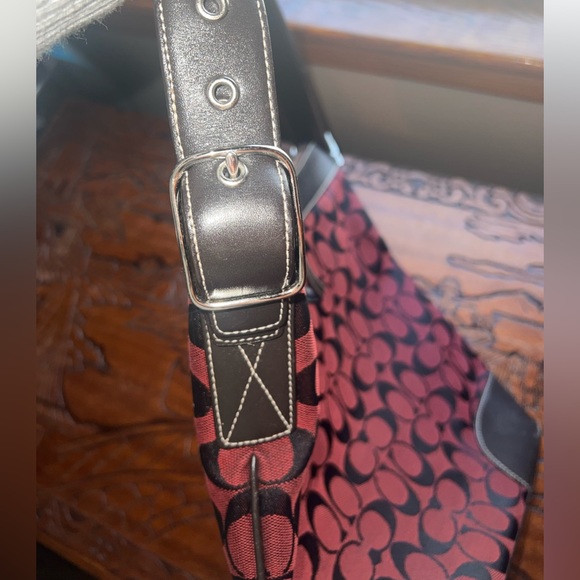 Coach Vintage Canvas HoBo Shoulder Bag ❤️ - Picture 4 of 17